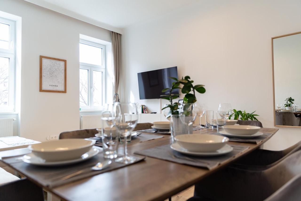 Cozy, Generous City Apartment - 10 Min To City-Centre - Contactless 24H Check-In فيينا المظهر الخارجي الصورة