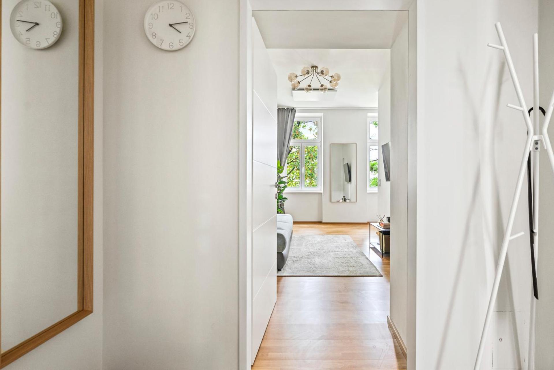 Cozy, Generous City Apartment - 10 Min To City-Centre - Contactless 24H Check-In فيينا المظهر الخارجي الصورة