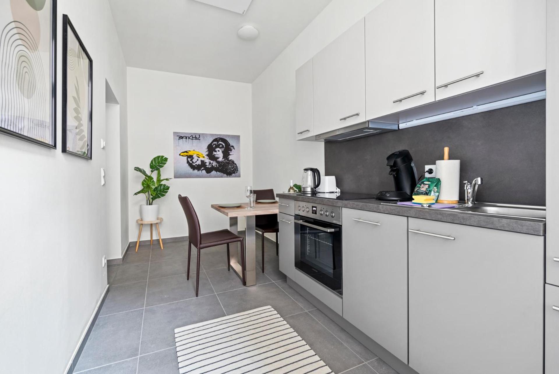 Cozy, Generous City Apartment - 10 Min To City-Centre - Contactless 24H Check-In فيينا المظهر الخارجي الصورة