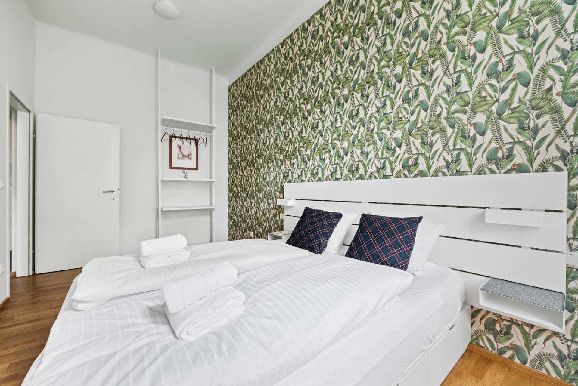 Cozy, Generous City Apartment - 10 Min To City-Centre - Contactless 24H Check-In فيينا المظهر الخارجي الصورة